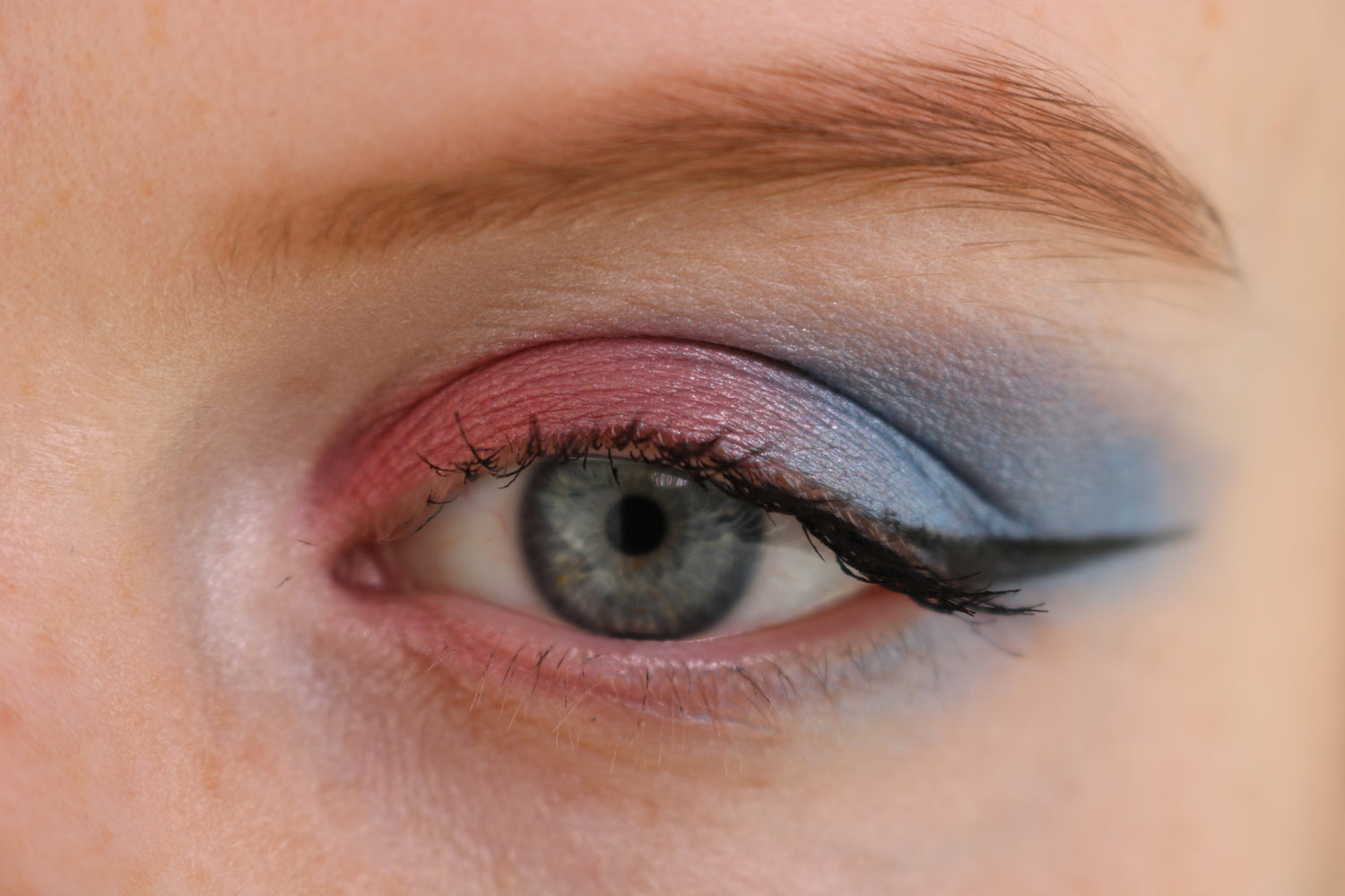 Eyeshadow Cornflower